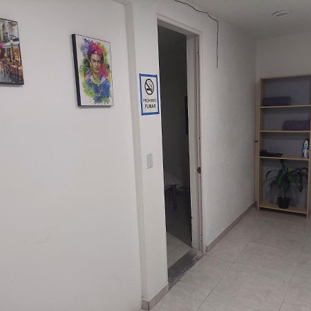 H5 - Habitacion Privada A 200 Mt Del Aepto Int. T1 Cdmx Kota Meksiko Bagian luar foto